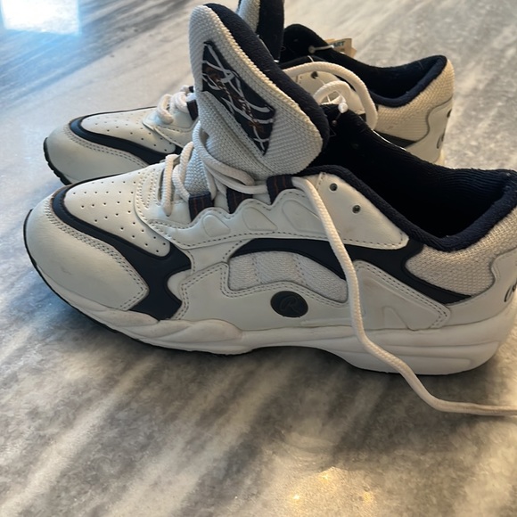 Vintage Rawlings all leather running shoes brand new with tags attached - Picture 15 of 17